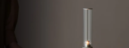 索尼最新的玻璃扬声器是一种更实惠的奇异设计